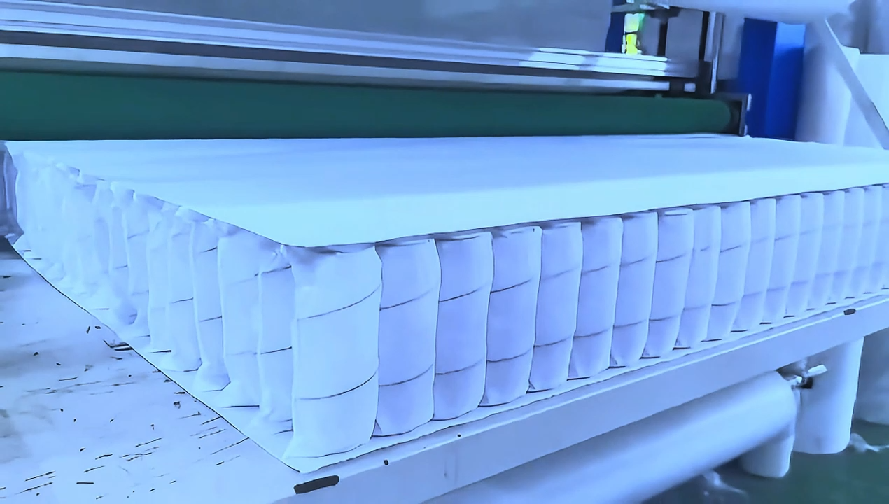 The secret behind a mattress factory doubling its profits: Yulun's bagged spring machine turns out to be the key to breaking the deadlock.